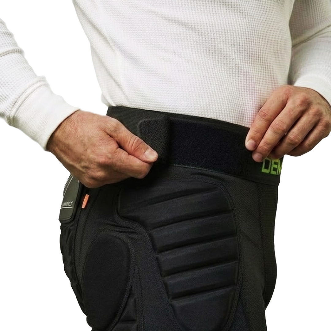 Demon United X V7 D3O A.I. (Air Pad Integrated) Men's Impact Shorts