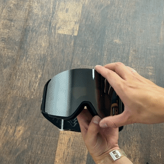 Demon Bubble Gum Pink Snow Goggle