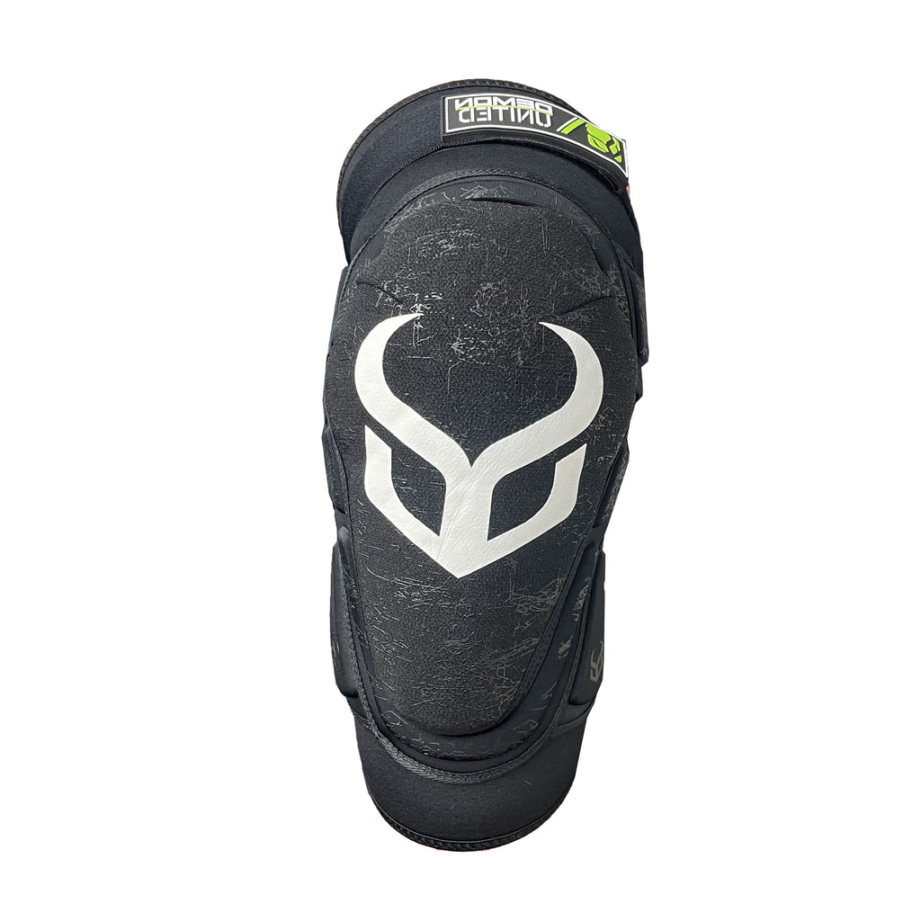 Demon United Hyper X V7 D3O® A.I. Knee Pads | Snowboard & MTB