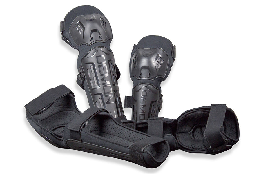 Demon Tactic Knee-Shin Guards - NO ORIGINAL PACKAGING/TAGS Demon Tactic Knee-Shin Guards - NO ORIGINAL PACKAGING/TAGS
